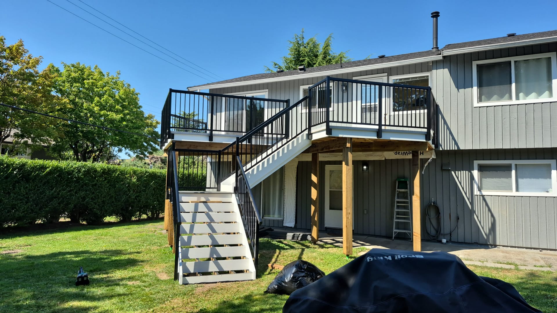 Builder Series Aluminum Railing (Budget Friendly)